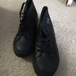 Brand new Slip resistant sneakers
